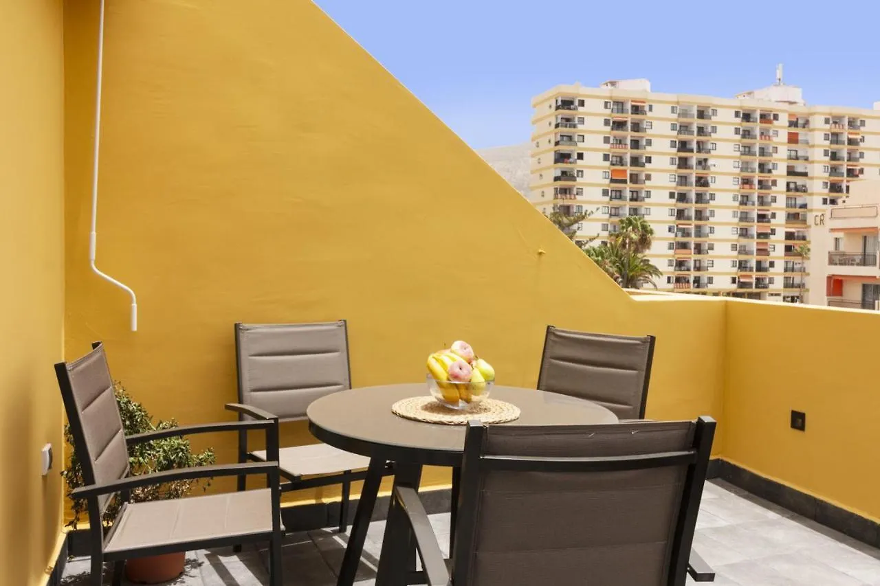 Apartment Homeforguest Atico Cecilia Con Vistas Al Mar En Los Cristianos Spain