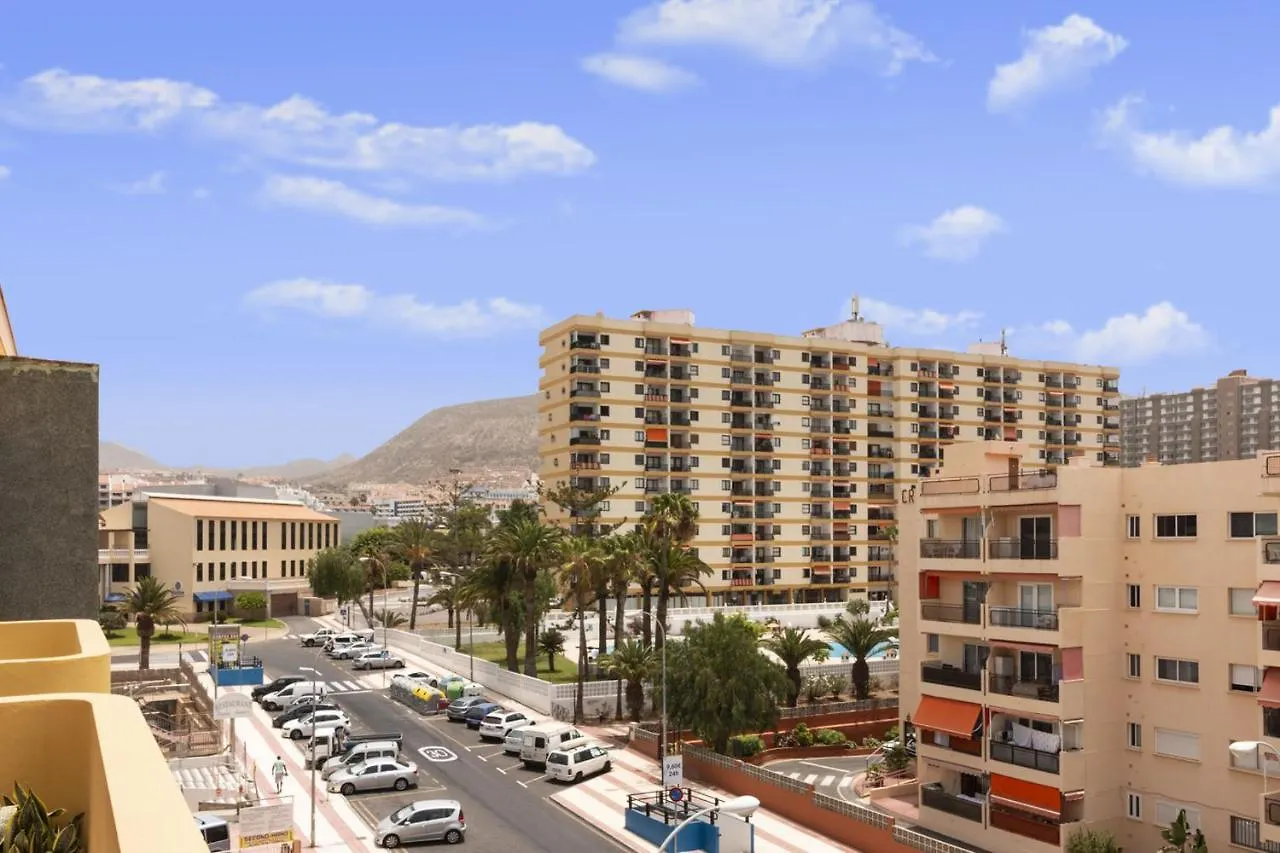 Homeforguest Atico Cecilia Con Vistas Al Mar En Los Cristianos Apartment